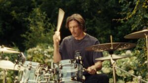 Quelques mois après Avalanche, Mario Duplantier (Gojira) dévoile Refuge, son nouveau solo de batterie