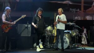 « Les gens sont devenus fous » : Ritchie Blackmore raconte ses retrouvailles avec Deep Purple