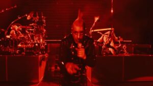 Till Lindemann dévoile Du hast kein Herz en live : un deuxième aperçu de son imposant Live In Kraków