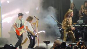 Aerosmith de retour sur scène après trois ans d’absence : Dave Grohl, Johnny Depp et Joey Kramer réunis pour l’occasion