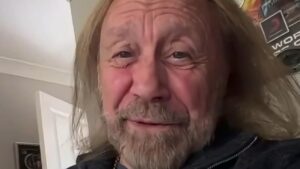 « J’ai senti quelque chose lâcher » : Ian Hill explique son départ forcé de Judas Priest après 56 ans et révèle une tournée avortée avec Iron Maiden