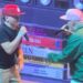 Limp Bizkit : à seulement 13 ans, un fan monte sur scène avec Fred Durst et impressionne le public en reprenant Full Nelson