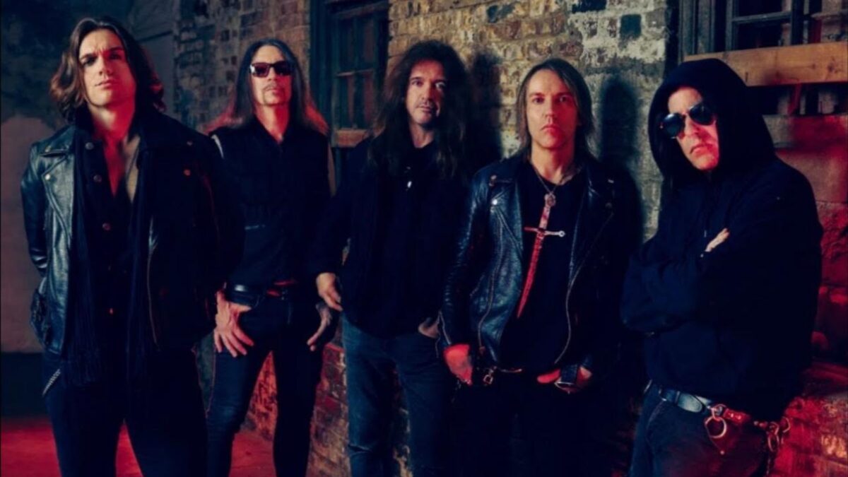 Skid Row a enfin trouvé son nouveau chanteur : un artiste passé par Broadway rejoint le groupe